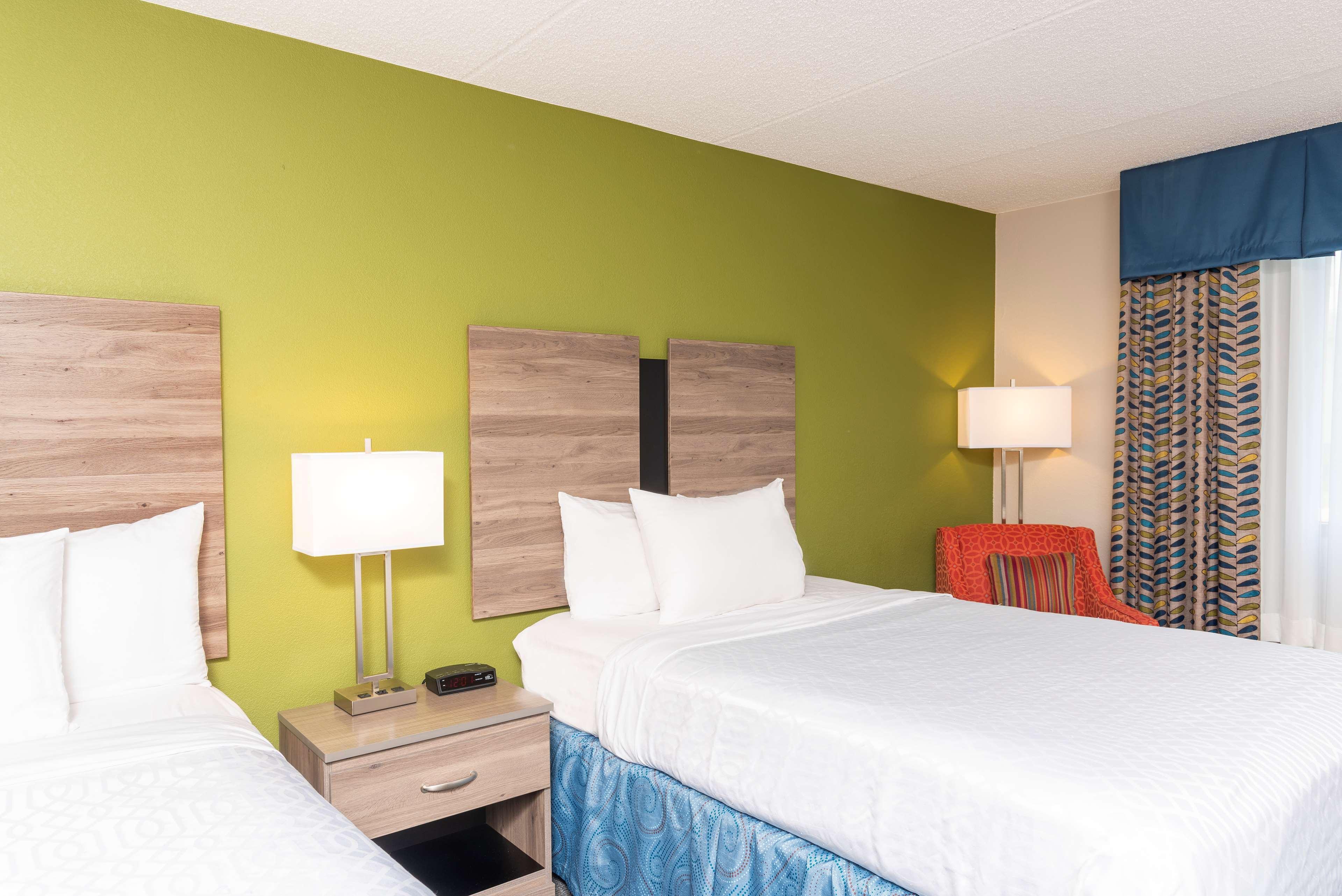 Best Western Dutch Valley Inn New Philadelphia Exterior foto
